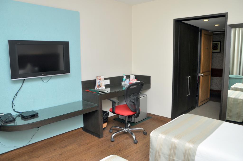 Indismart Hotel 콜카타 외부 사진