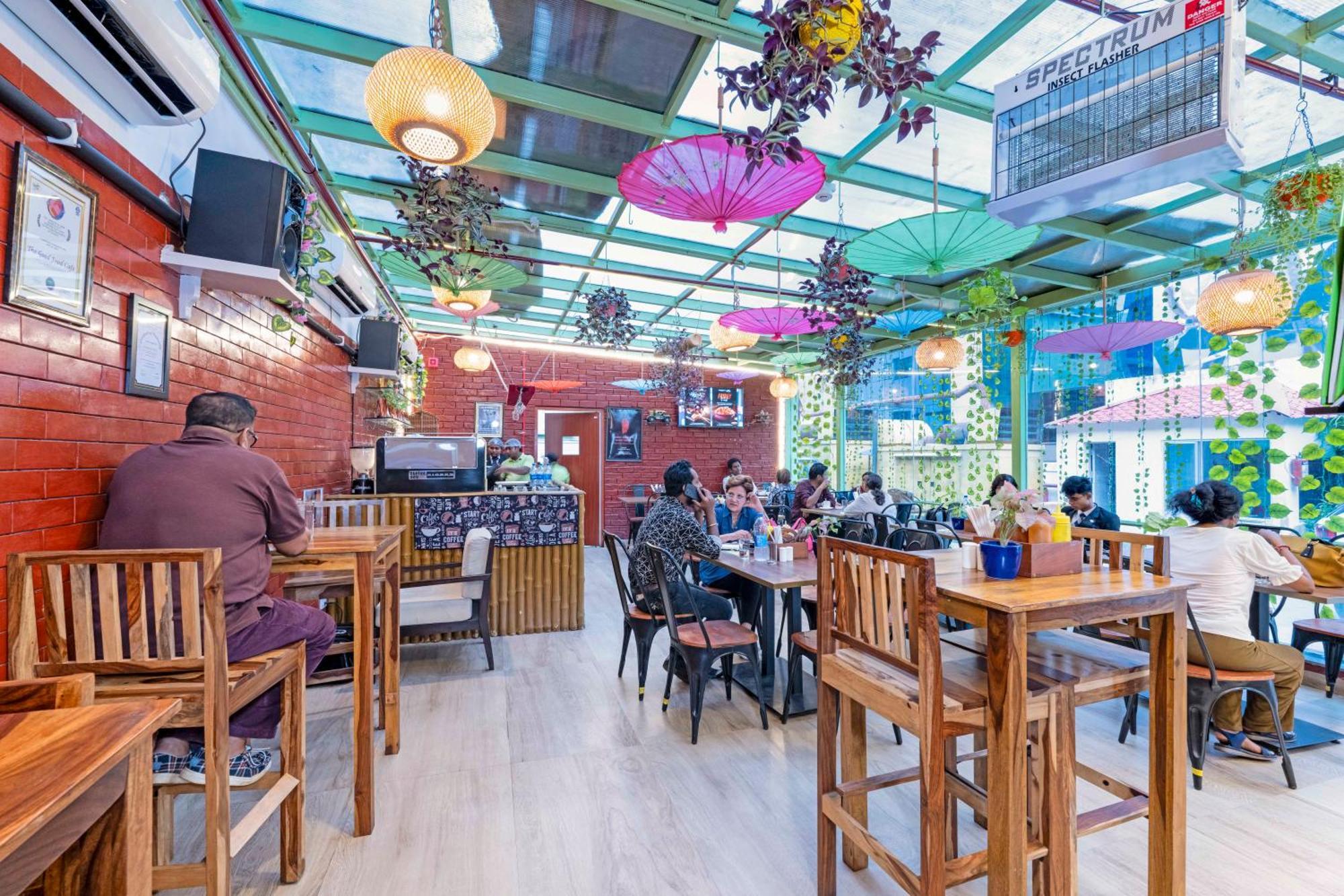 Indismart Hotel 콜카타 외부 사진