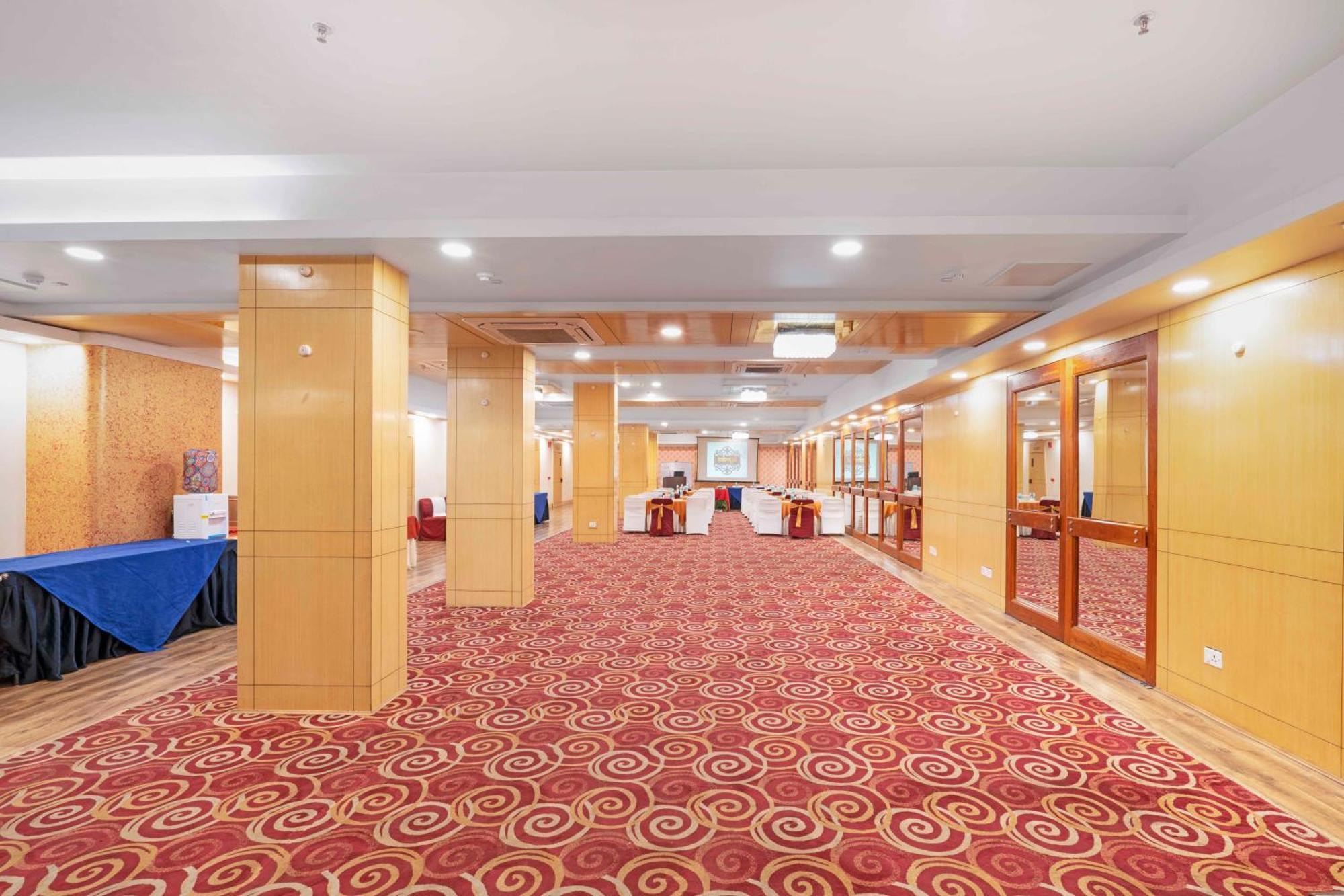 Indismart Hotel 콜카타 외부 사진