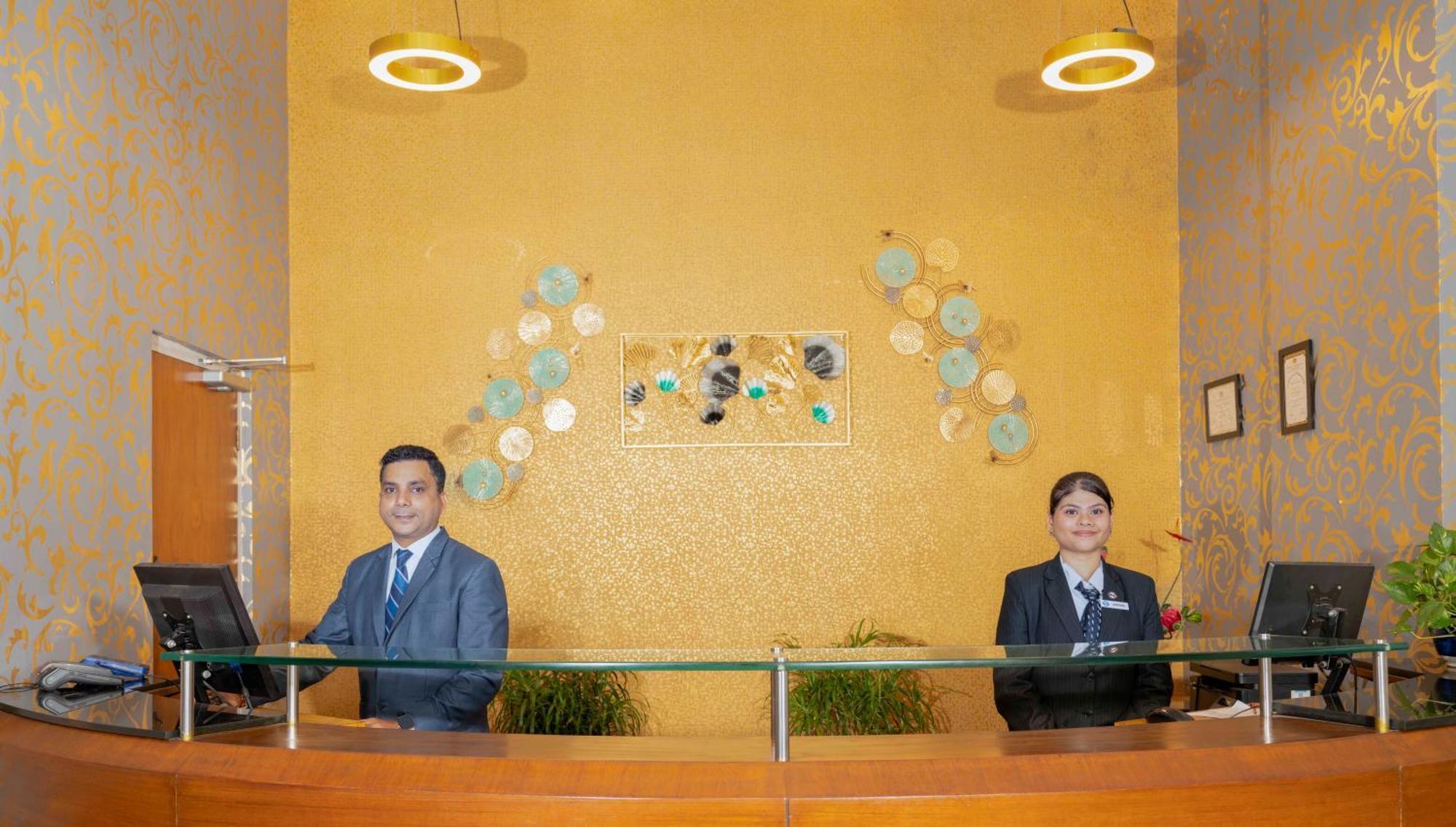 Indismart Hotel 콜카타 외부 사진