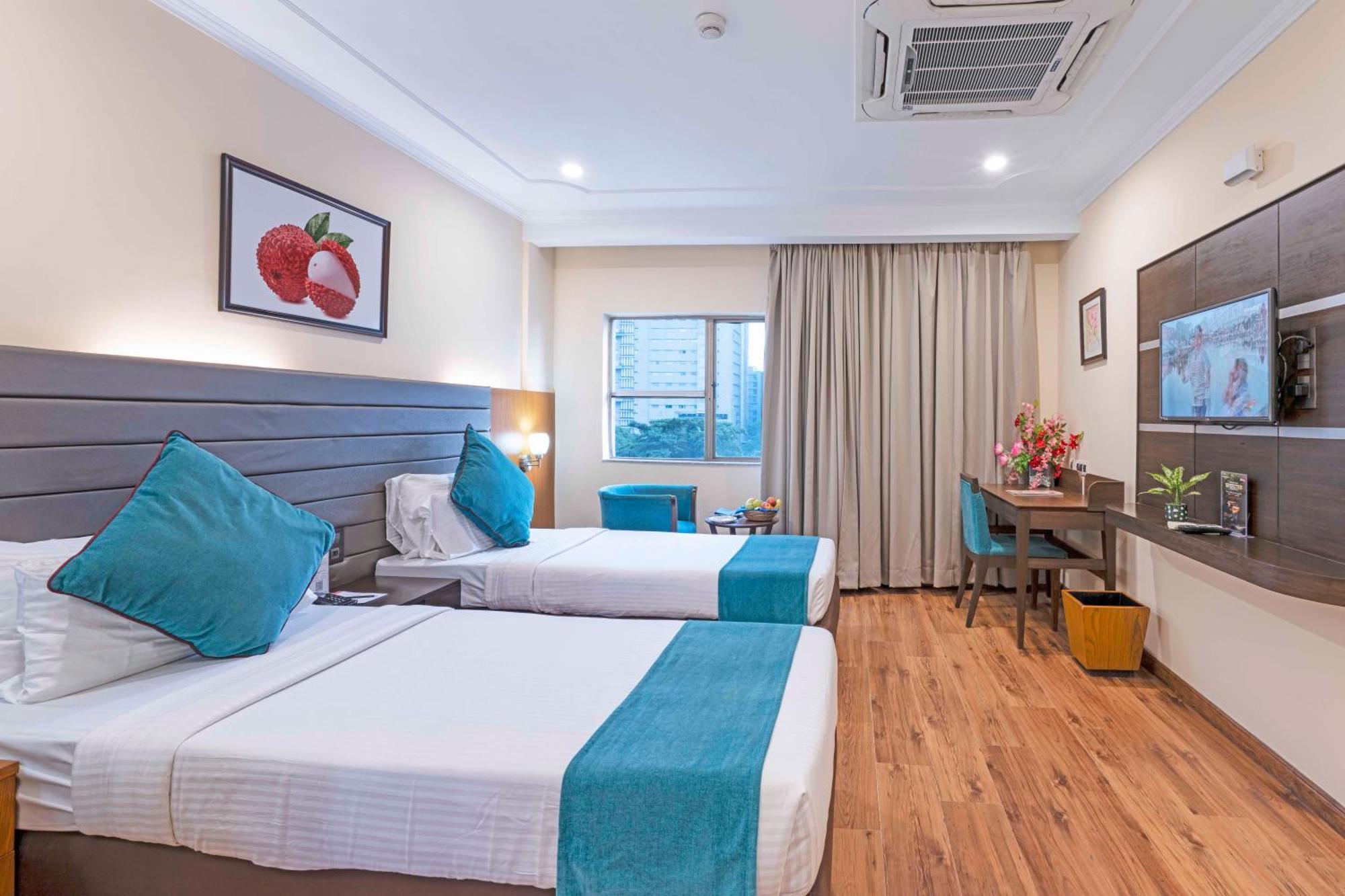 Indismart Hotel 콜카타 외부 사진