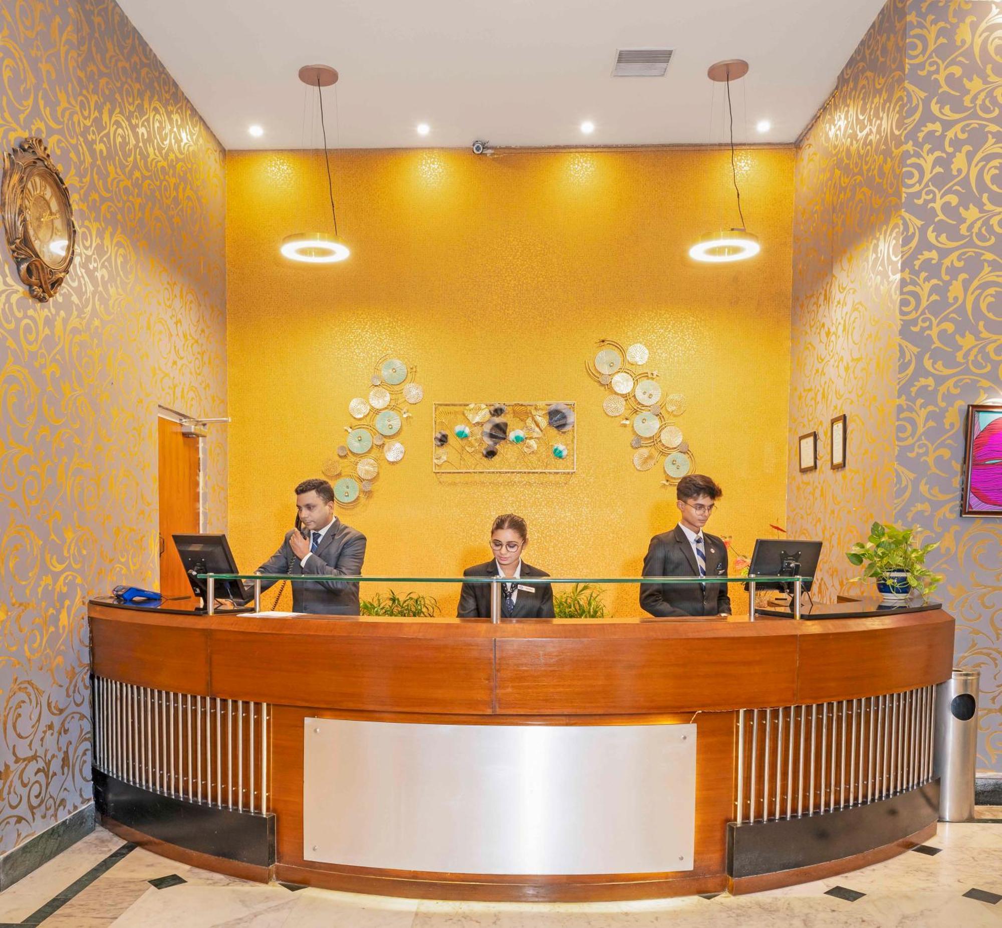 Indismart Hotel 콜카타 외부 사진