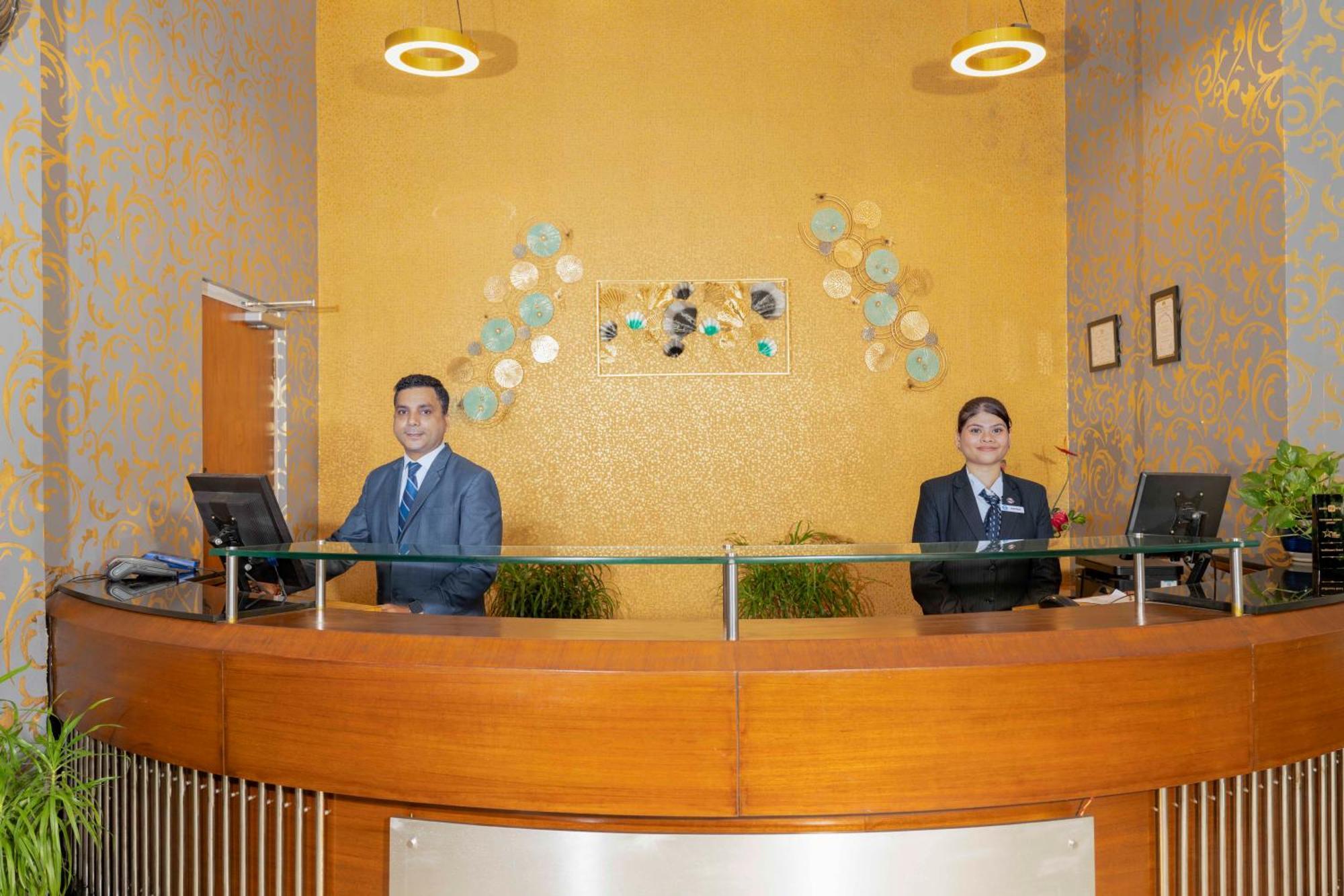 Indismart Hotel 콜카타 외부 사진